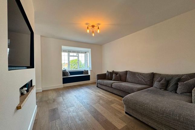 6, Collingwood Close, Luton photo 3