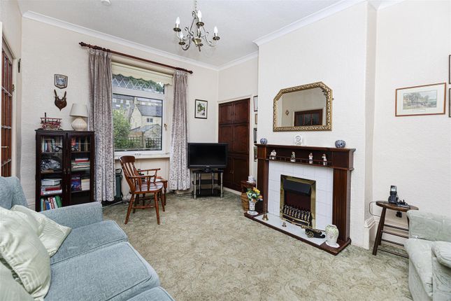 23, Royd Terrace, Huddersfield photo 3