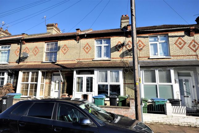 Thumbnail Terraced house to rent in Neston Road, Watford