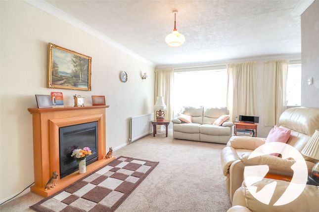 1, Park Crescent Road, Erith photo 2