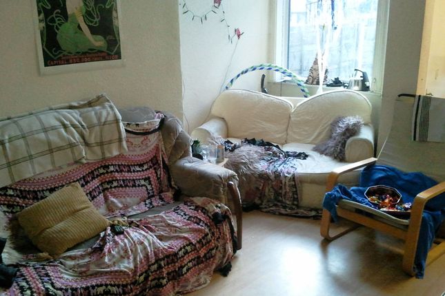 Terraced house to rent in Heald Grove, Rusholme, Manchester