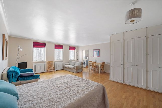 Flat 61,, Belgravia Court, Belgravia photo 4