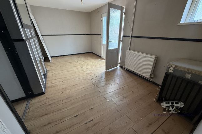 24, Turberville Street, Tonypandy photo 4