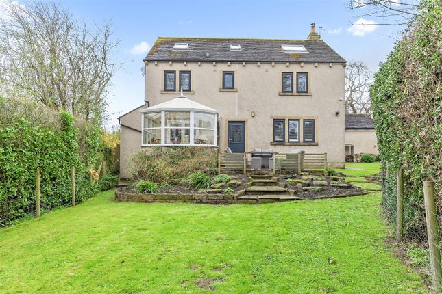 Low Laithe, Stockinger Lane, Ilkley photo 2