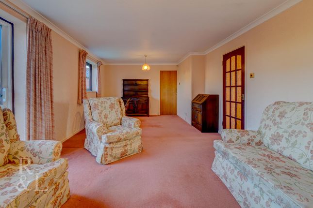 9, Gresham Gardens, Nottingham photo 3