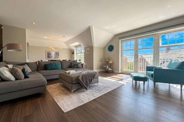 6 Spencer Court, Rosebery Place, Mill Hill, NW7, Mill Hill photo 2