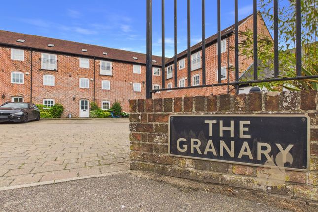 5 The Granary High Street, Bures photo 2