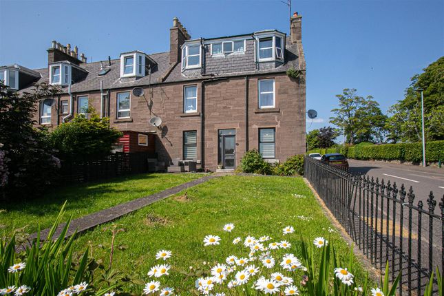 Thumbnail Flat for sale in Park Place, Brechin