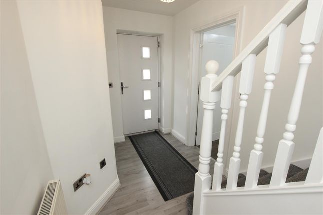 40, Bracken Way, Doncaster photo 4