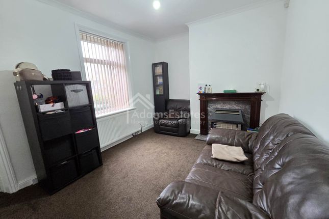 6, Chestnut Terrace, Dewsbury photo 2