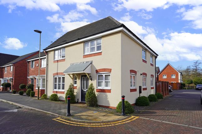 Thumbnail Detached house for sale in Mallard Close, Aylestone, Leicester