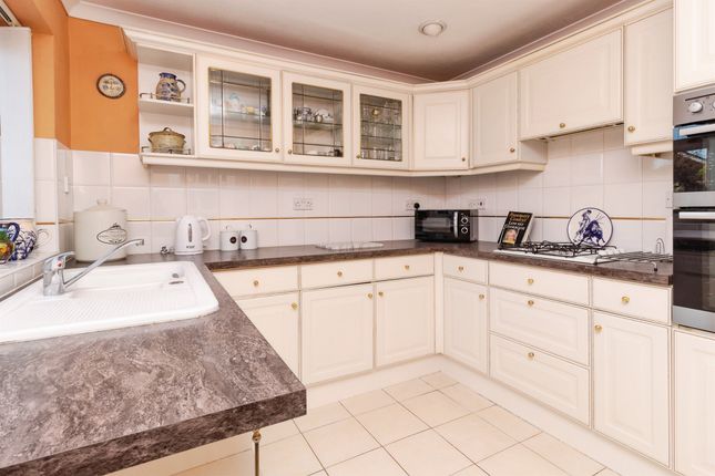 7, Creswell Farm Drive, Stafford photo 3