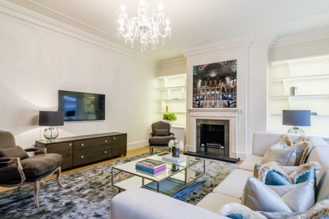 Thumbnail Flat to rent in Duke Street, London