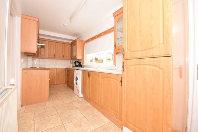 21 Dyfrig Street, Shotts photo 4