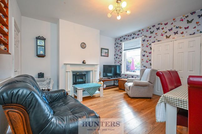 Lower Oxford Street, Castleford photo 4