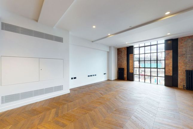 Studio to rent in Switch House East, London