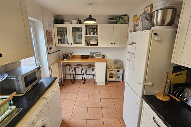 Bartlett Close, Taunton photo 5