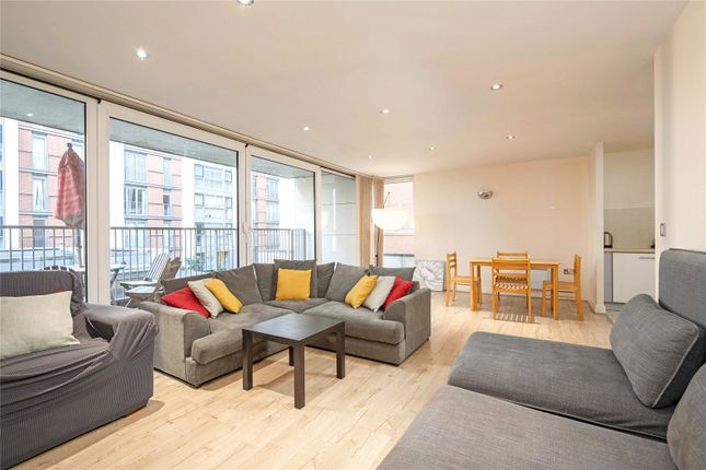 Flat for sale in Baltic Apartments, 11 Western Gateway