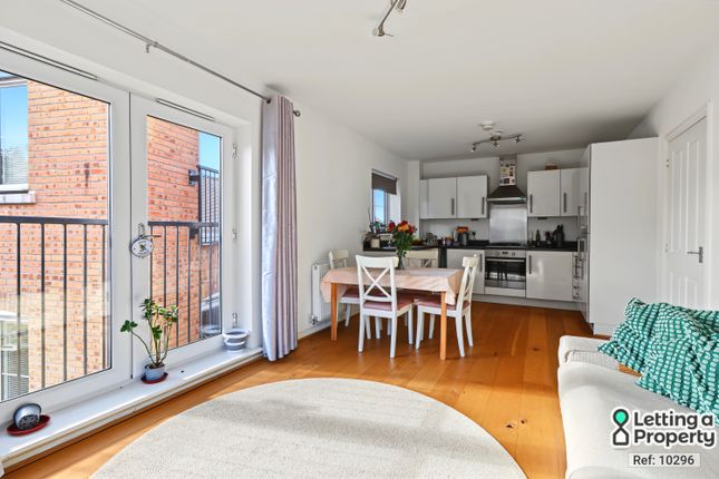 Flat 5, Lydford House, 1, Ravens Dene, Chislehurst photo 4