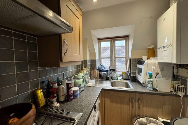 Flat 5,The Old Post Office, Houchin Street, Southampton photo 2