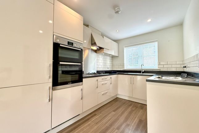 2, Maidstone photo 3