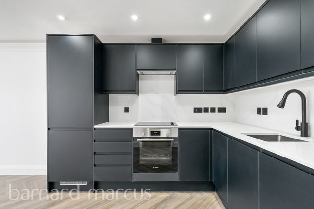 Studio 1, 434, Chiswick High Road, LONDON photo 5