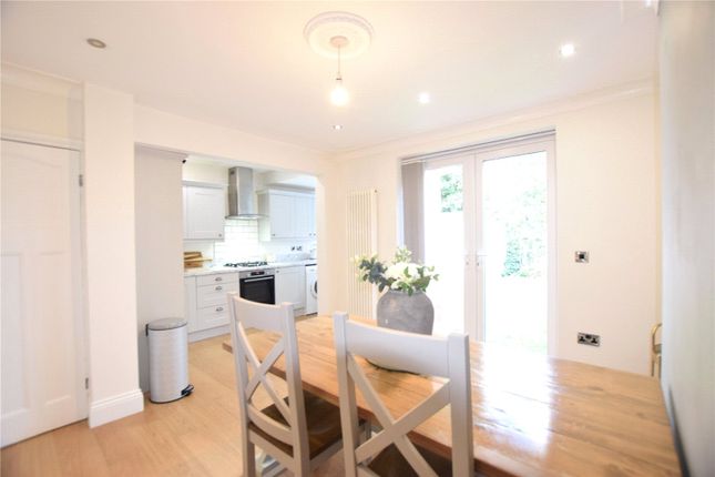 20, St. Annes Drive, West Yorkshire photo 4