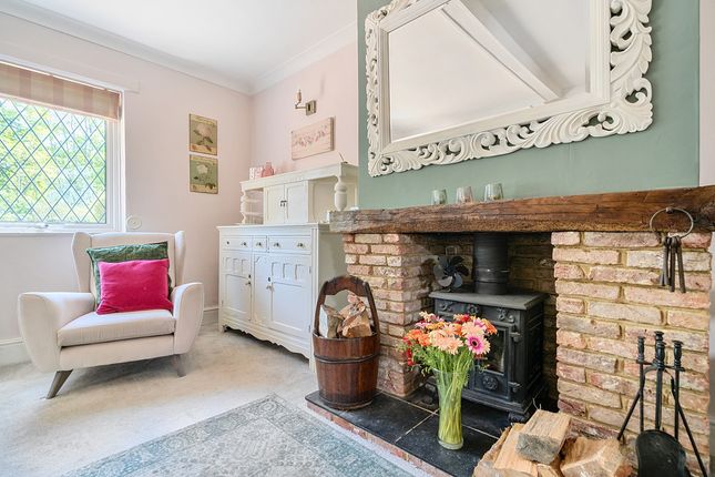 6 Cranbourne Cottages, Hatchet Lane, Windsor photo 5