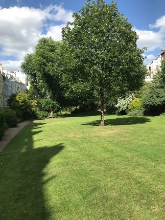 Terraced house to rent in Elgin Crescent, London