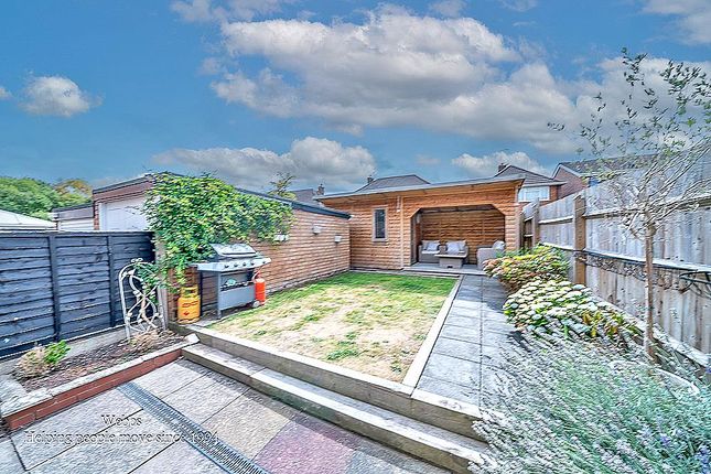 16, Bush Grove, Walsall photo 4
