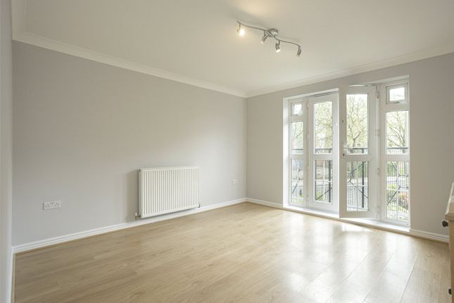 Flat for sale in Runway Close, Colindale