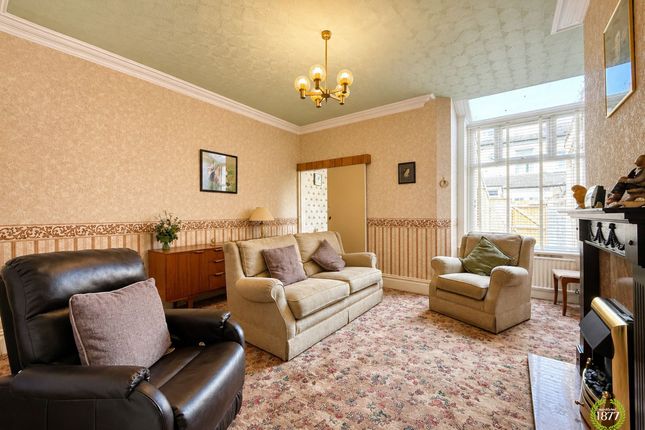 60 Barley Bank Street, Darwen photo 3
