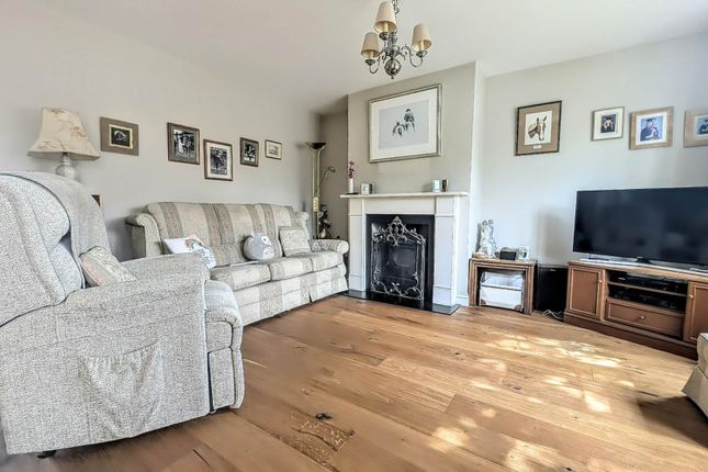 8, St. Andrews Road, Bordon photo 2