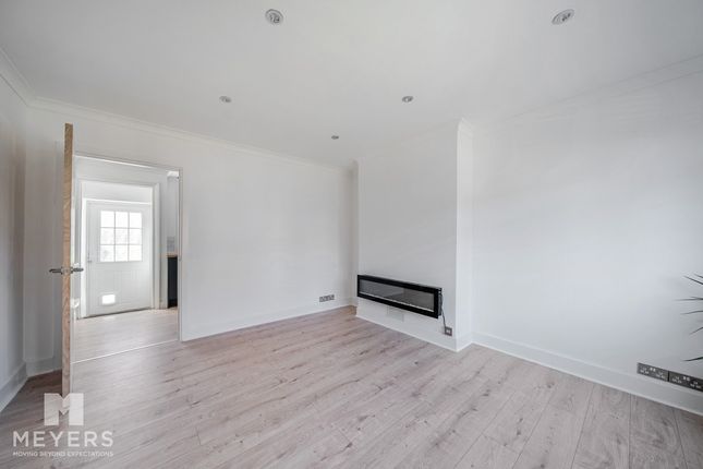 7, Tinkers Lane, Wareham photo 4