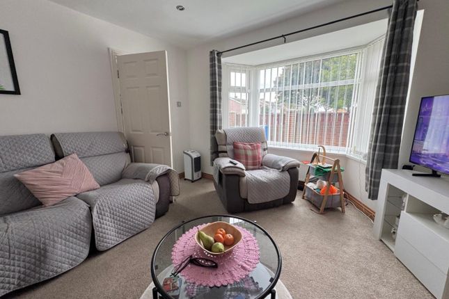 42, Station Estate North, Seaham photo 4