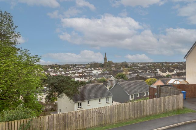 44, Maes Gwdig, Burry Port photo 2