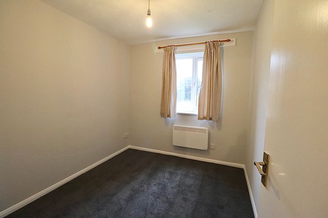 31, Bordeaux Close, Northampton photo 4