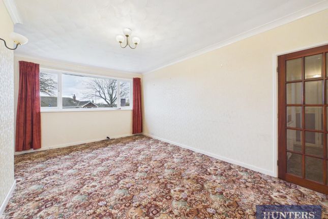 2, Ewden Close, Filey photo 3