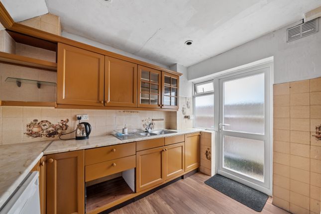 27, Link Lane, South Wallington photo 4