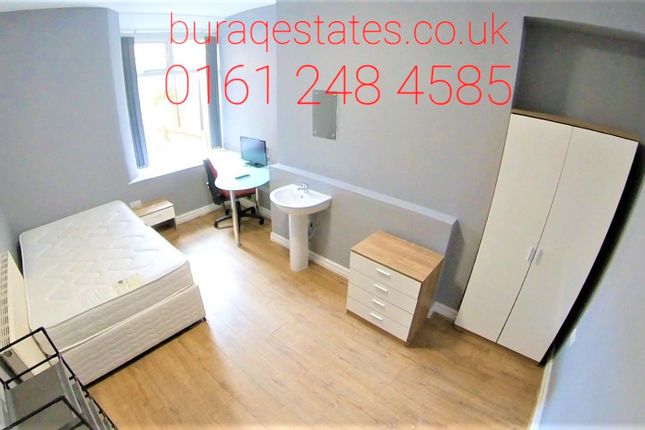 17 Ladybarn Lane, Manchester photo 4