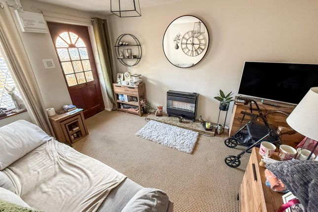 26, Llys Close, Oswestry photo 3