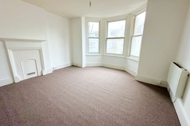 Flat 4, 48, Sackville Road, Bexhill-on-Sea photo 3
