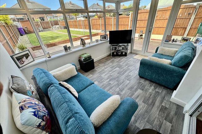 4, Mercer Grove, Wednesfield photo 5