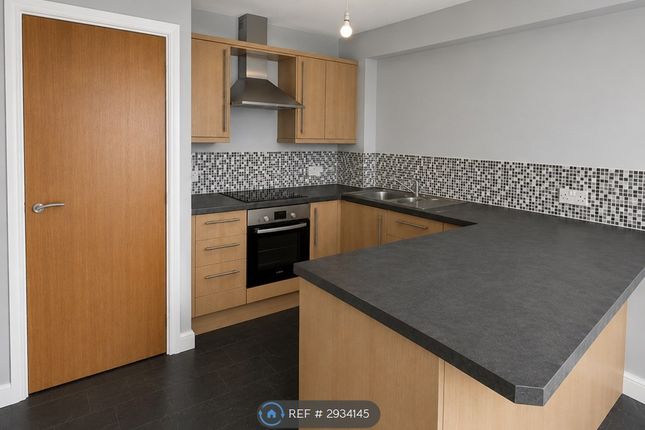 Flat, The Courtyard Beasley Avenue, Newcastle photo 3