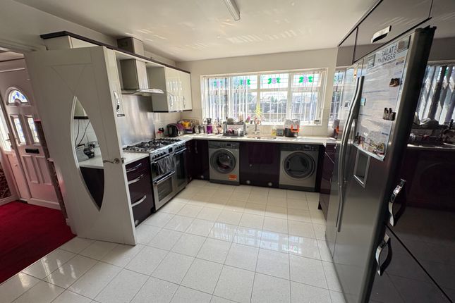 47, Intake Road, Bradford photo 5