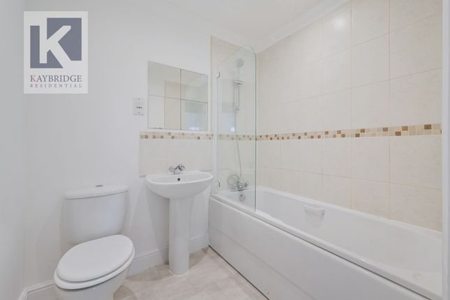 Flat 12, Gainsborough Court 164-170 Kingston Road, Epsom photo 4