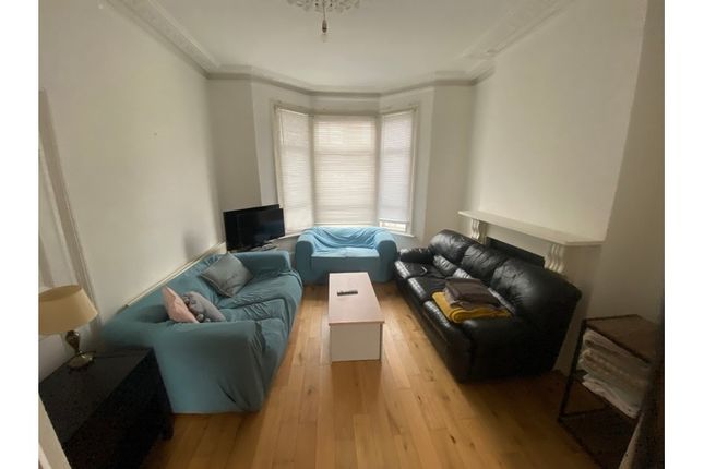 Thumbnail Terraced house to rent in Solon Road, Brixton