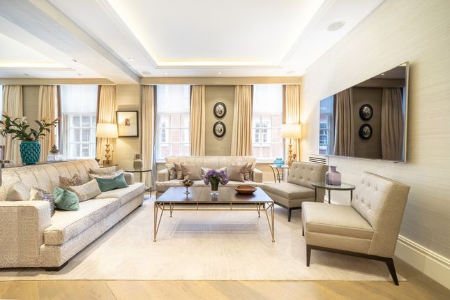 Flat for sale in North Audley Street, London, 6 W1K