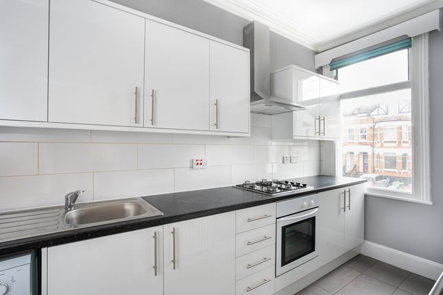 Gleneagle Road, London photo 2