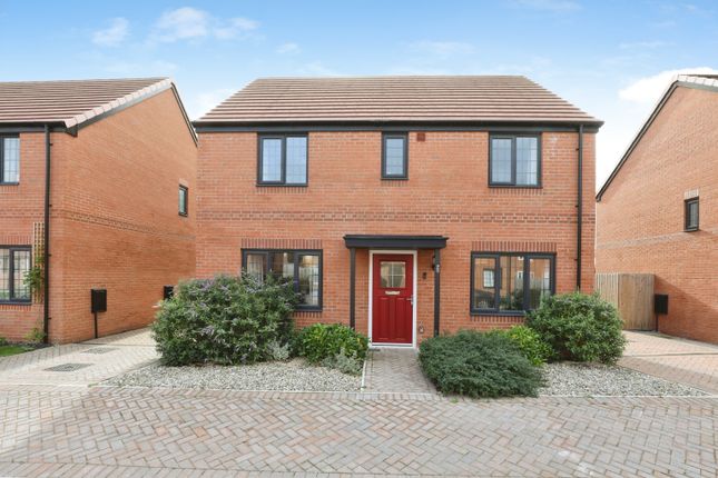 20, Reedmace Way, Crewe photo 2